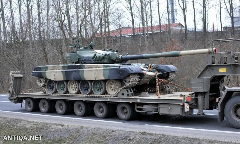 Полша Украинага 200дан ортиқ танк етказиб берди